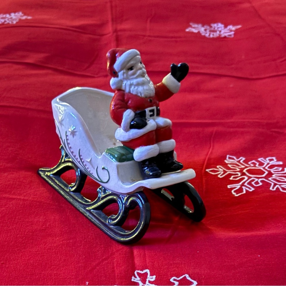 Vintage Santa Claus Sleigh Holland Mold Figurine/planter style/treat dish